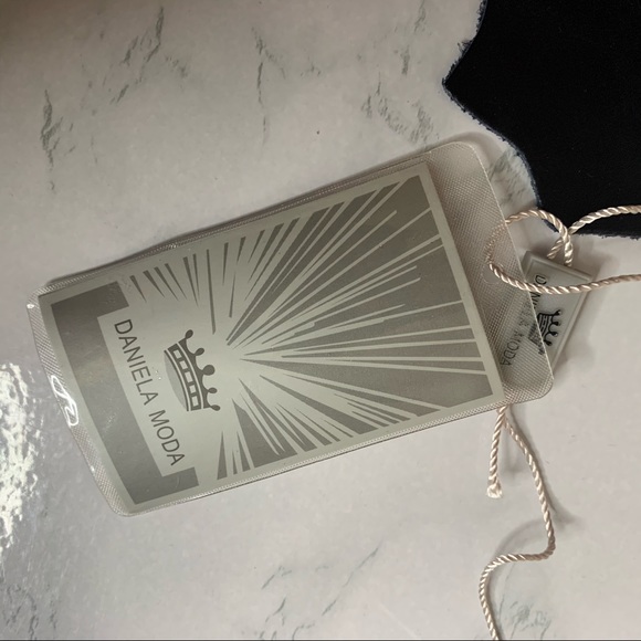 NEW Daniela Moda Purse - Picture 3 of 3